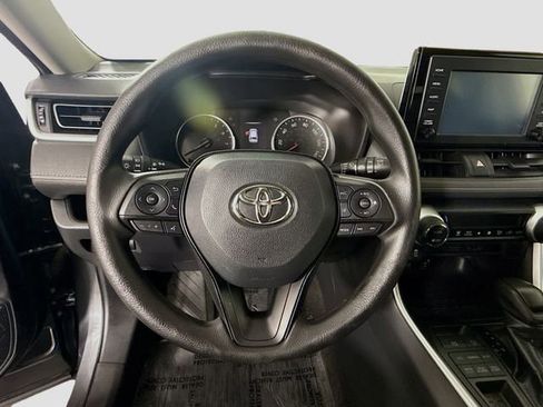 Certified 2019 Toyota RAV4 XLE AWD/4WD image 11