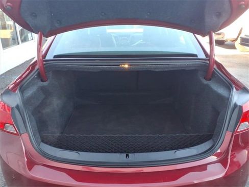 Used 2018 Chevrolet Impala Premier w/ Premier Confidence Package image 18