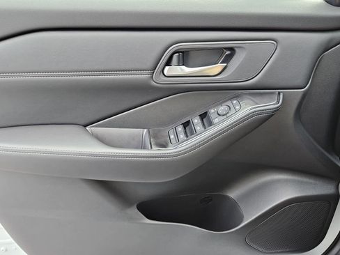 New 2026 Nissan Rogue SV image 15