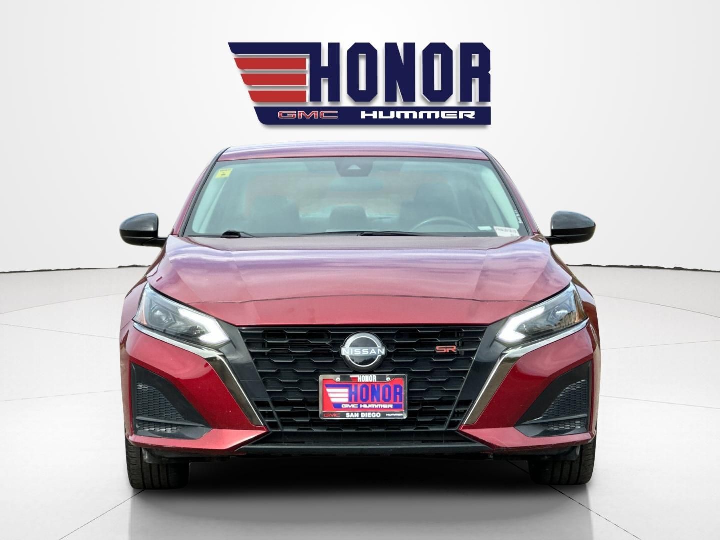 Used 2024 Nissan Altima 2.5 SR FWD image 9