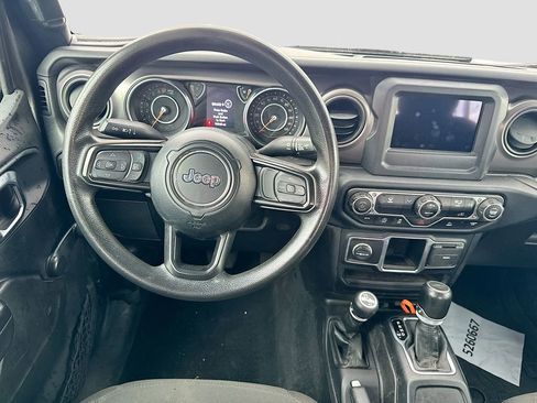 Used 2023 Jeep Gladiator Sport AWD/4WD image 12