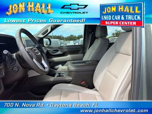 Used 2023 GMC Yukon SLT w/ SLT Premium Package AWD/4WD image 16