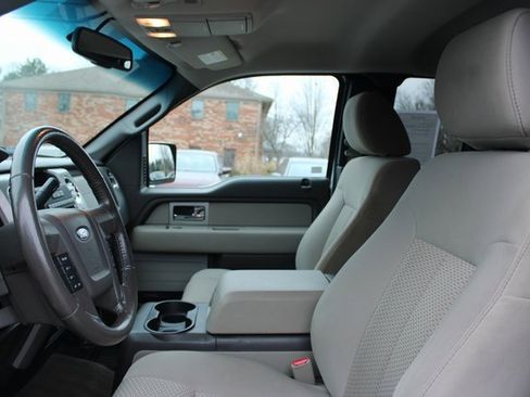 Used 2010 Ford F150 XLT image 12