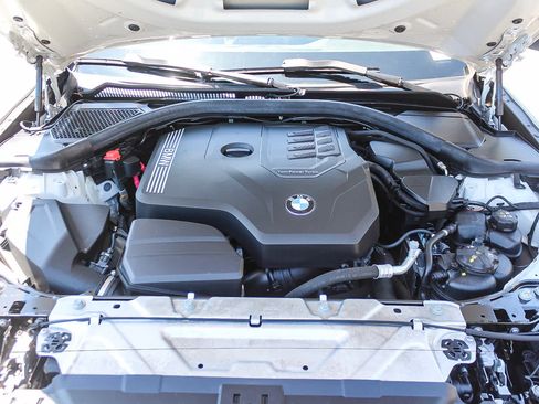 Used 2023 BMW 330i Sedan w/ Convenience Package RWD image 34