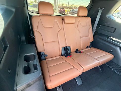 Certified 2023 Kia Telluride SX X-Pro AWD/4WD image 11