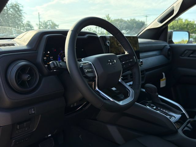 New 2026 Chevrolet Colorado Trail Boss w/ Midnight Edition AWD/4WD image 22
