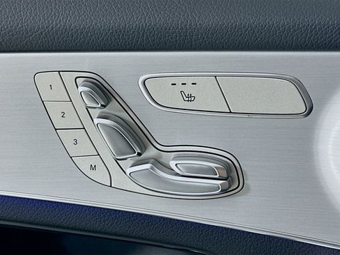 Certified 2022 Mercedes-Benz GLC 300 image 21