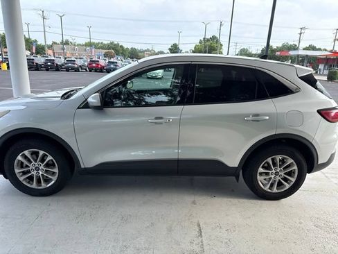 Used 2020 Ford Escape SE AWD/4WD image 8