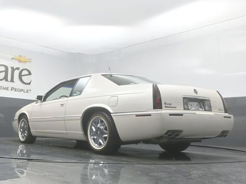 Used 2000 Cadillac Eldorado ESC w/ Comfort/Convenience Pkg FWD image 5