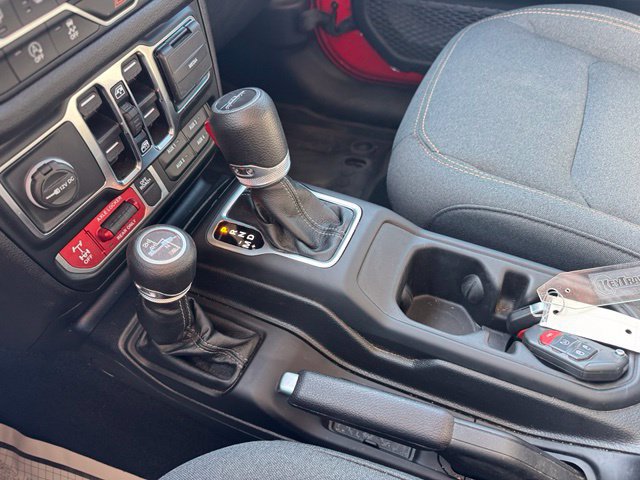 Used 2024 Jeep Gladiator Sport AWD/4WD image 19