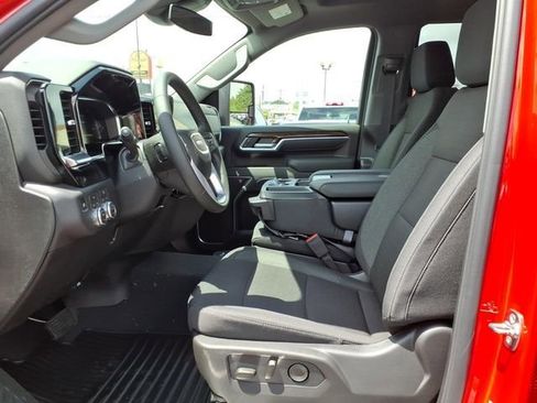 New 2026 GMC Sierra 2500 SLE w/ SLE Value Package; AWD/4WD image 12