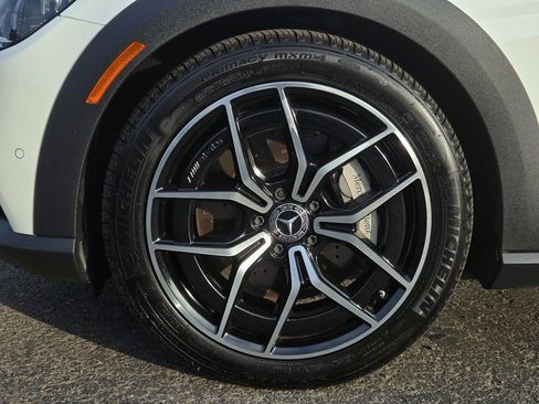 Used 2022 Mercedes-Benz E 450 4MATIC All-Terrain Wagon w/ Driver Assistance Package image 9