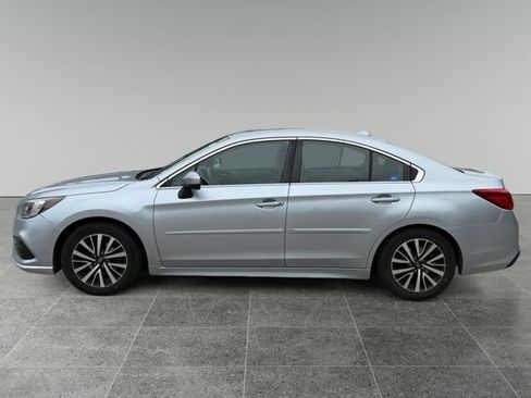 Used 2019 Subaru Legacy 2.5i Premium AWD/4WD image 2