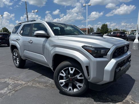 Used 2026 Toyota 4Runner TRD Sport Premium AWD/4WD image 2