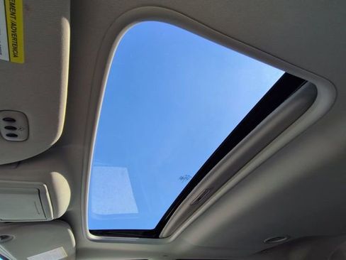 Used 2017 Lincoln Navigator Select image 20