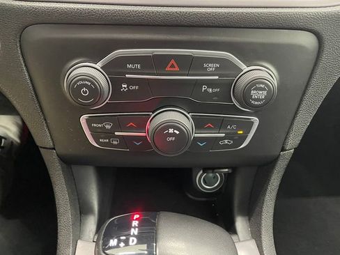 Used 2023 Dodge Charger SXT image 36