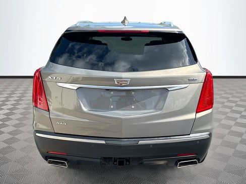 Used 2018 Cadillac XT5 Luxury w/ Driver Awareness Package AWD/4WD image 7