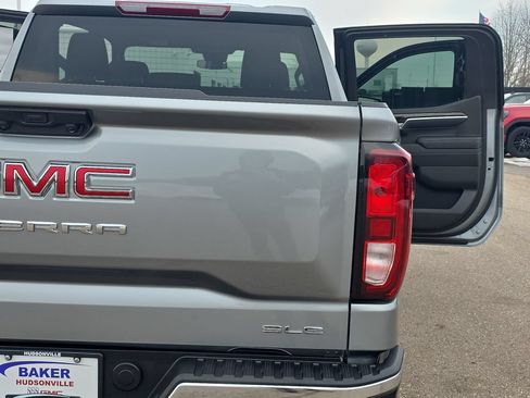 New 2026 GMC Sierra 1500 SLE AWD/4WD image 33