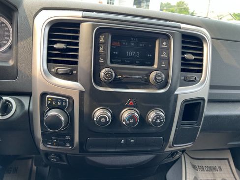 Used 2016 RAM 1500 Classic SLT image 31