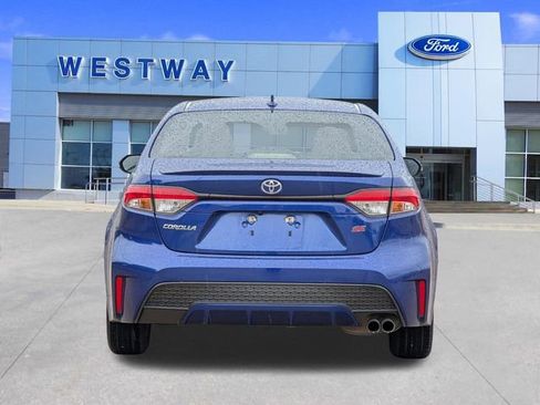 Used 2020 Toyota Corolla SE FWD image 4