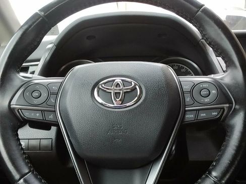 Used 2021 Toyota Camry SE FWD image 13