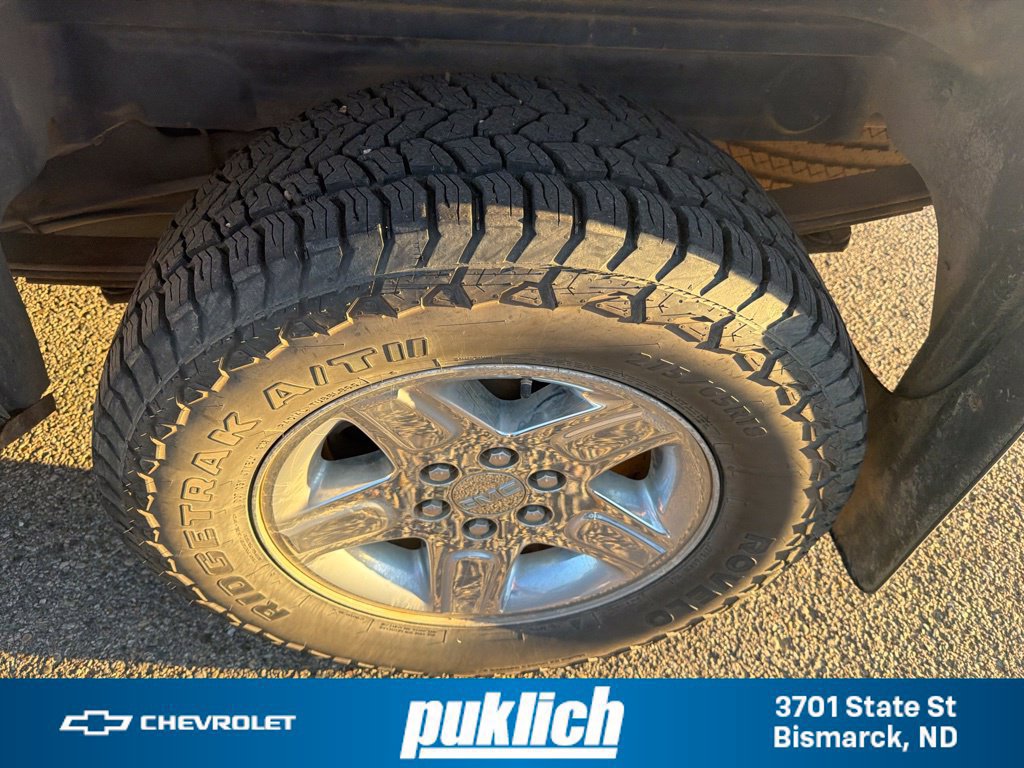 Used 2010 GMC Sierra 1500 SLT w/ All-Terrain Package AWD/4WD image 24