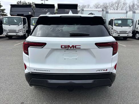 New 2026 GMC Terrain AT4 image 3