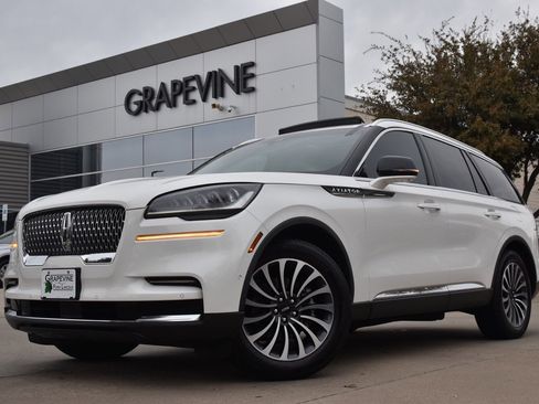 Certified 2023 Lincoln Aviator Reserve w/ Elements Package Plus image 2