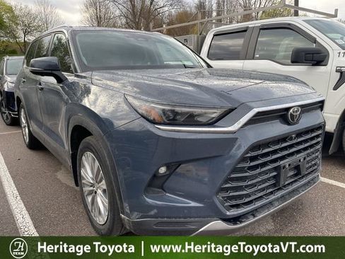 Used 2024 Toyota Grand Highlander AWD image 1