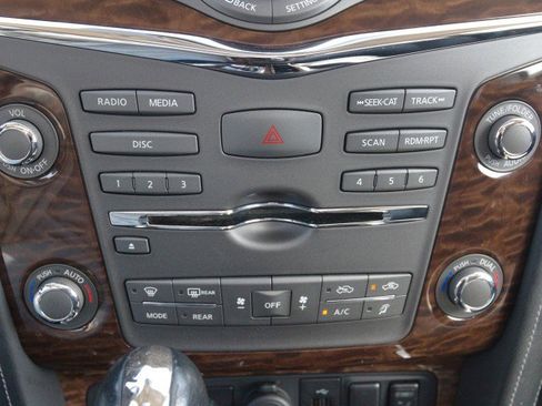Used 2018 Nissan Armada SL w/ Moonroof Package AWD/4WD image 27