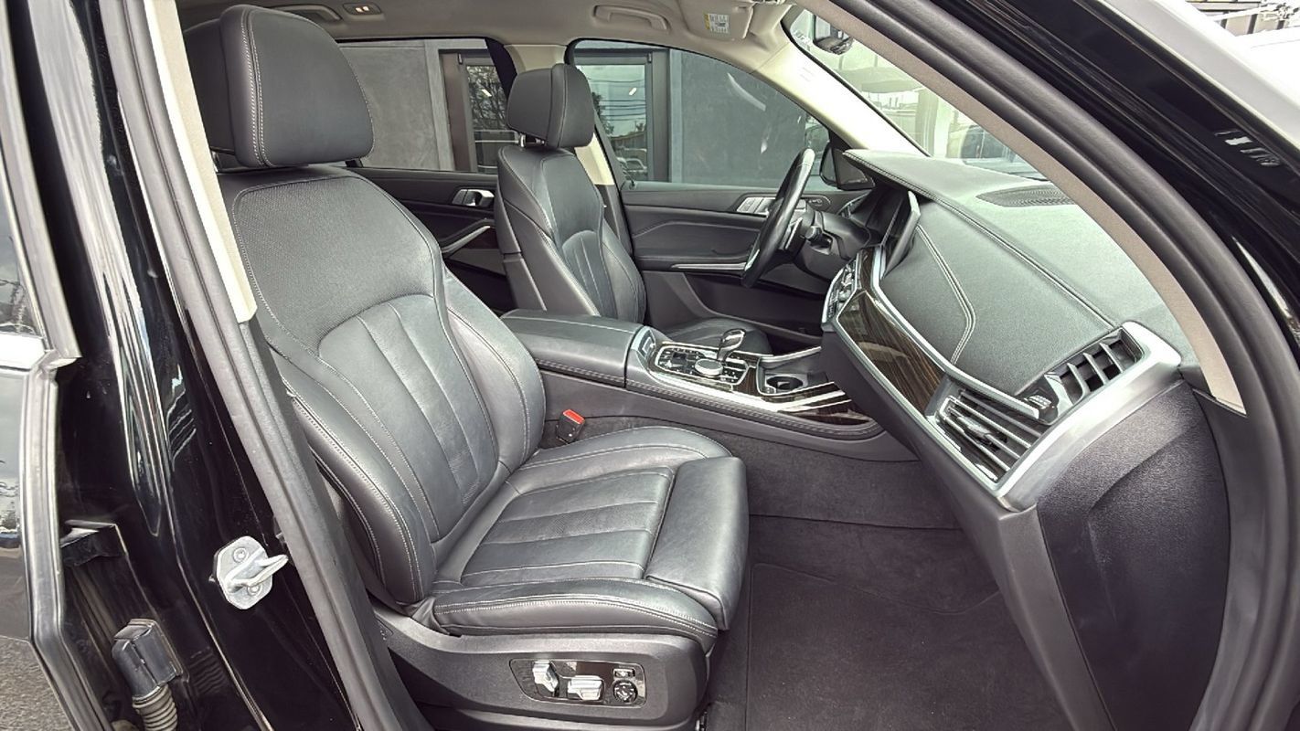 Used 2019 BMW X7 xDrive40i w/ Premium Package AWD/4WD image 21