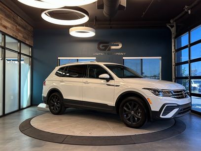 Used 2024 Volkswagen Tiguan SE