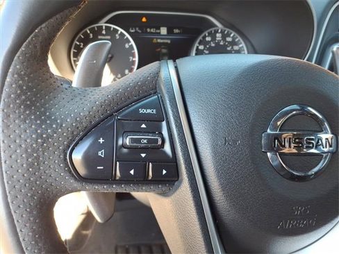 Used 2021 Nissan Maxima SR w/ Sport Mat Group image 8