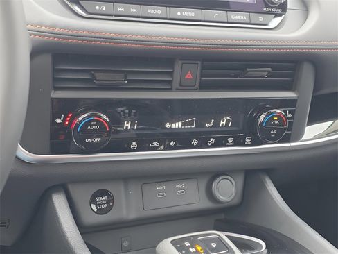 New 2026 Nissan Rogue SV image 30