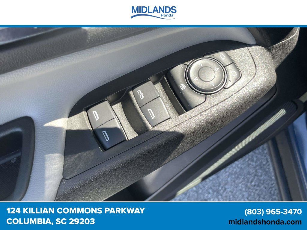 Used 2024 Chevrolet Equinox LS FWD image 16