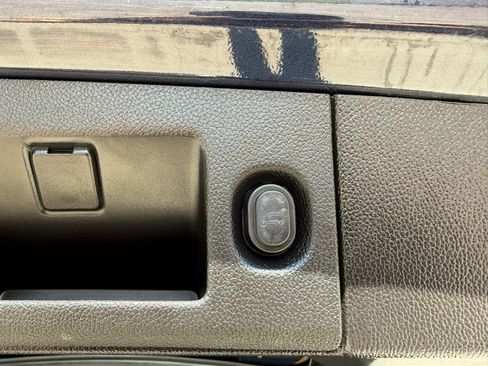 Used 2019 GMC Yukon Denali AWD/4WD image 14