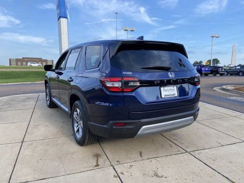 Used 2024 Honda Pilot EX-L image 9