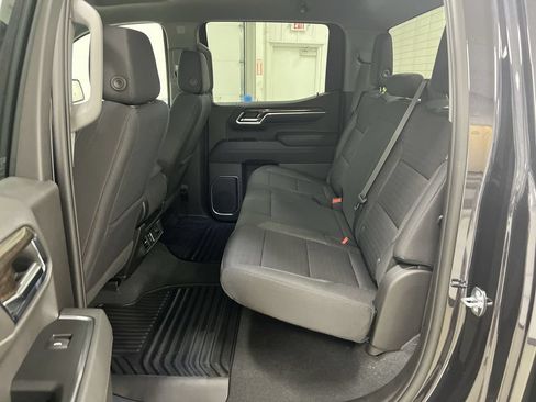 Used 2022 Chevrolet Silverado 1500 LT AWD/4WD image 23