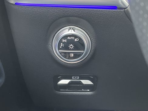 Certified 2024 Mercedes-Benz C 300 4MATIC Sedan image 25