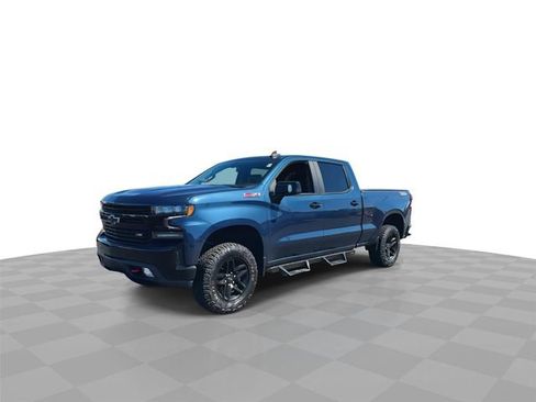 Certified 2021 Chevrolet Silverado 1500 LT Trail Boss w/ Safety Package AWD/4WD image 4