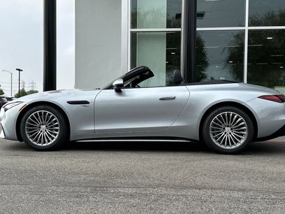 New 2025 Mercedes-Benz SL 43 AMG