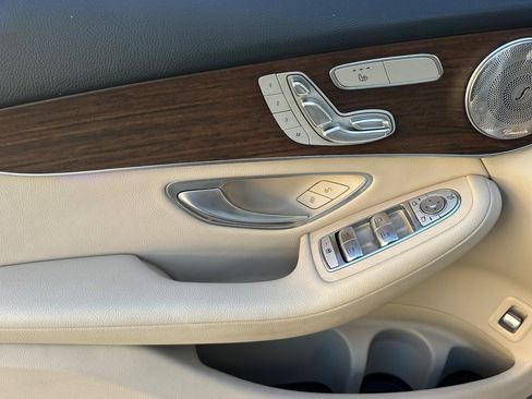 Certified 2022 Mercedes-Benz GLC 300 image 26