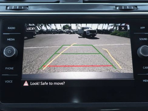 Used 2024 Volkswagen Tiguan SE R-Line FWD image 31