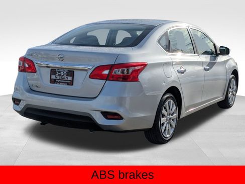 Used 2019 Nissan Sentra S image 5