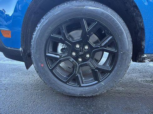 New 2026 Ford Maverick XLT w/ XLT Luxury Package AWD/4WD image 16