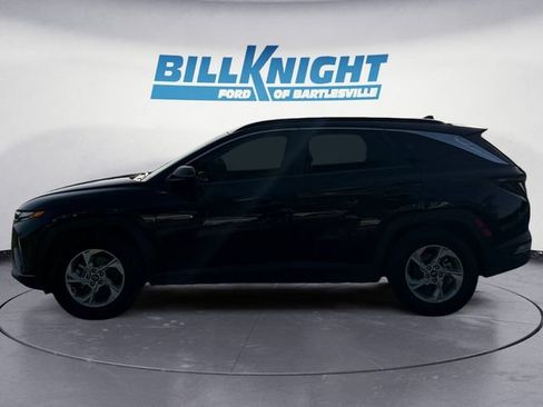 Used 2022 Hyundai Tucson SEL FWD image 2