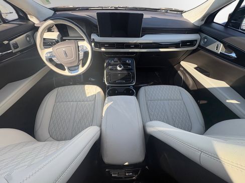 Certified 2023 Lincoln Nautilus Black Label w/ Class II Trailer Tow Package image 10