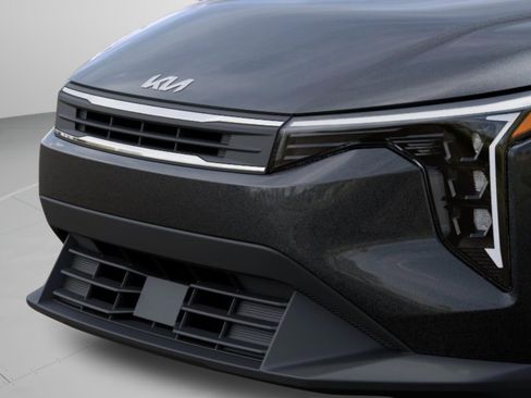 New 2026 Kia K4 FWD image 12
