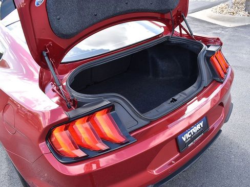 Used 2021 Ford Mustang GT Premium w/ Equipment Group 401A RWD image 27