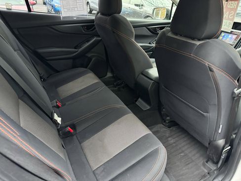 Used 2019 Subaru Crosstrek 2.0i Premium w/ Moonroof Package image 13